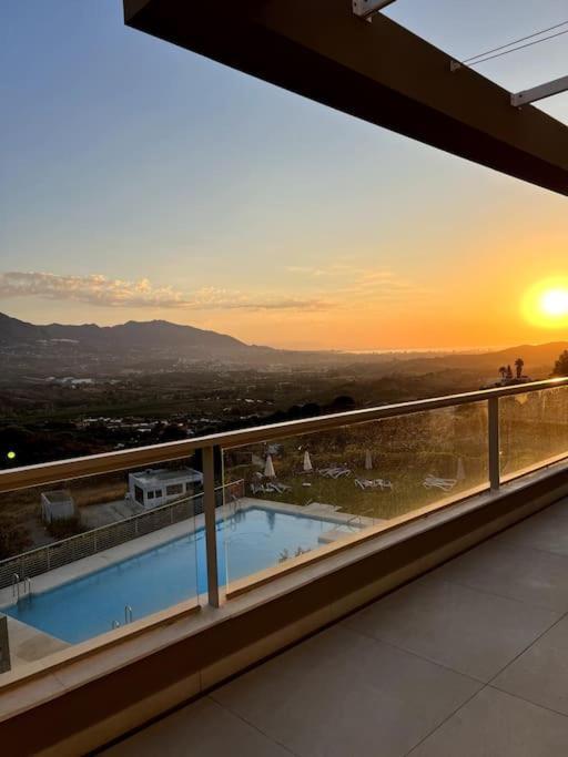 Luxury Penthouse With Sea View In La Cala Golf Resort Ла-Кала-де-Михас Экстерьер фото